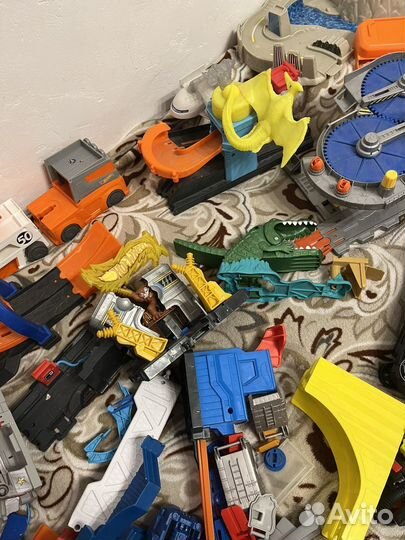 Hot wheels огромный город