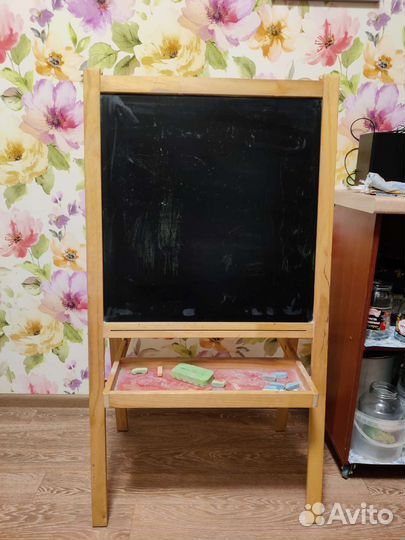 Доска для рисования мелом и маркерами