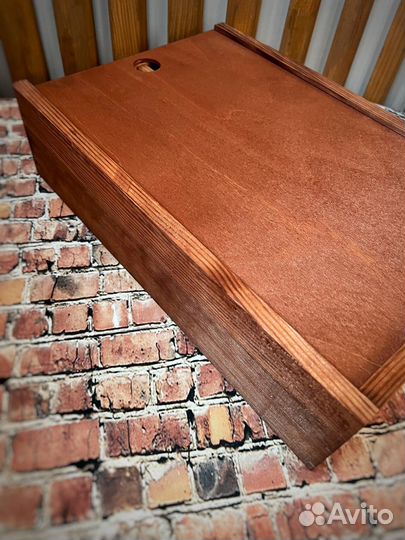 Ящик деревянный подарочный