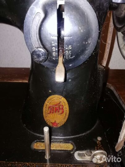 Швейная машина Подольск ножная