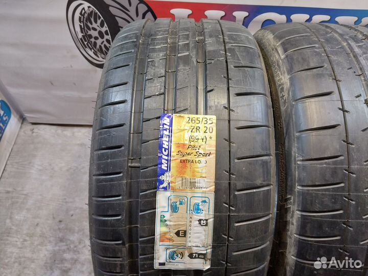 Michelin Pilot Super Sport 265/35 R20