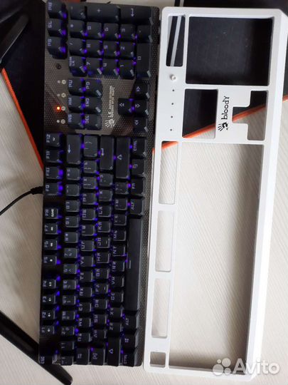 Игровая клавиатура bloody b810rc