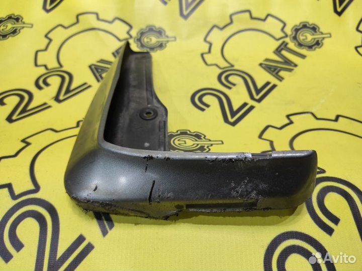 Брызговик передний левый Subaru Legacy BLE EZ30D