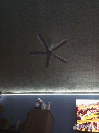 Вентилятор потолочный