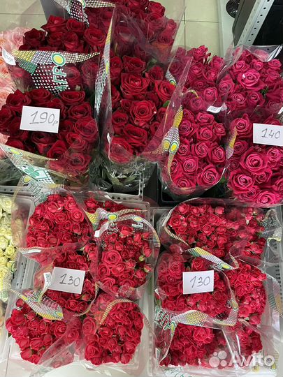 Букет белых роз. Доставка цветов