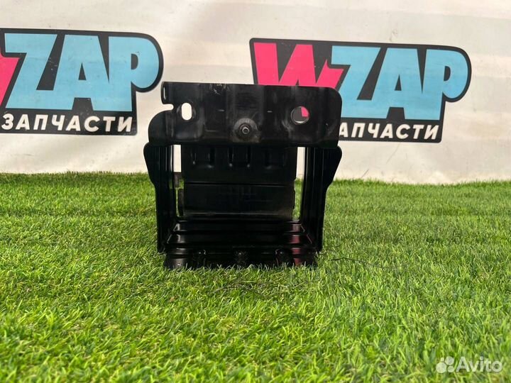 Полка аккумулятора Tesla Model X 2018