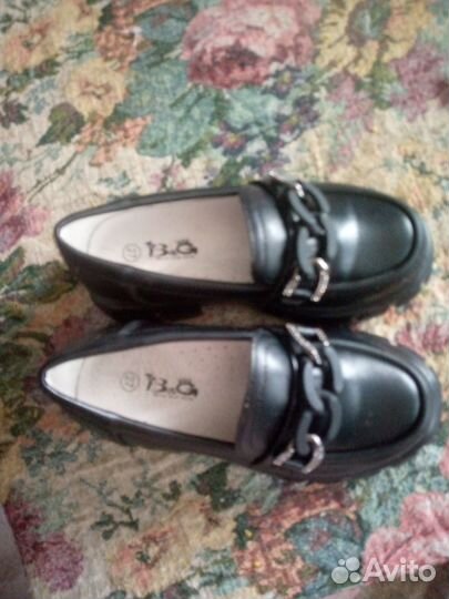 Стильные туфли для девочкиразмера 27(18,0 см