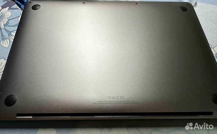 Macbook pro 13 2019 256gb