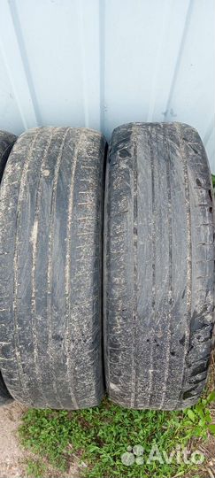 Hankook AH11 215/70 R16