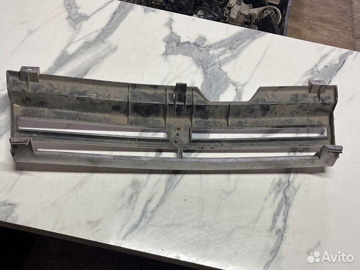 Решетка радиатора2109