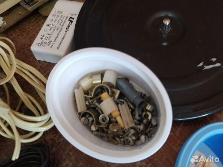 Радио хлам от радиолы ригонда 102