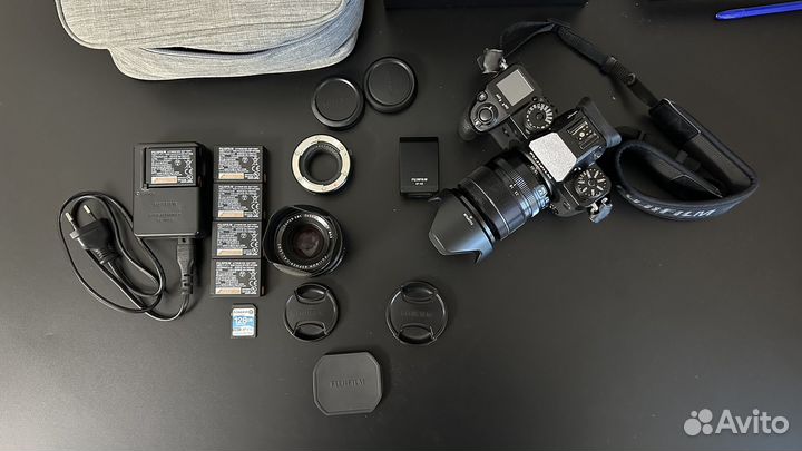 Fujifilm X-H1 + XF 18-55mm + XF 35mm