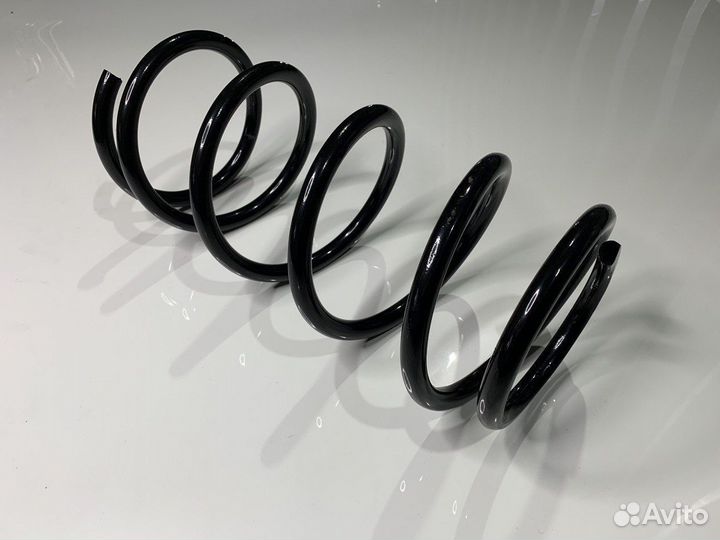 Пружины передние для Nissan Elgrand (E50)