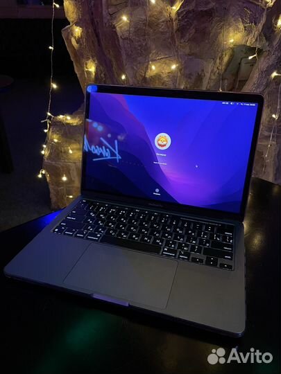 Macbook pro 13 2022 m2