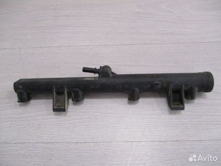 Рампа топливная Citroen Xsara 1.8 2002