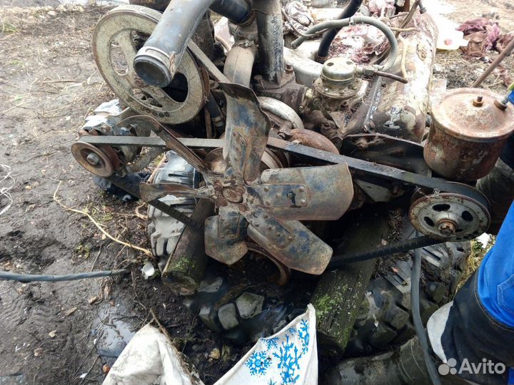 Двигатель на ЗИЛ 131