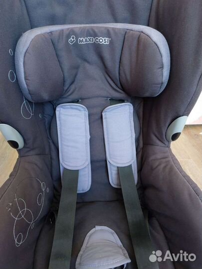 Автокресло maxi cosi axiss