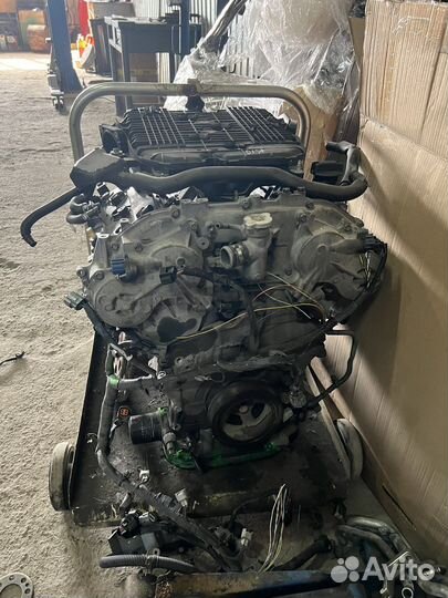 Модель двигателя VQ35HR снят с fx35