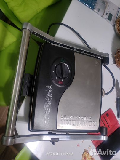 Электрогриль Redmond SteakMaster RGM-M800