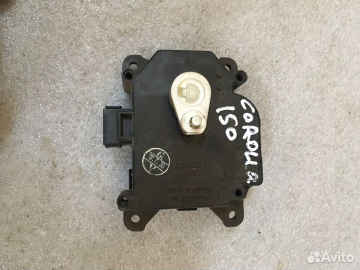 Моторчик привода заслонок отопителя