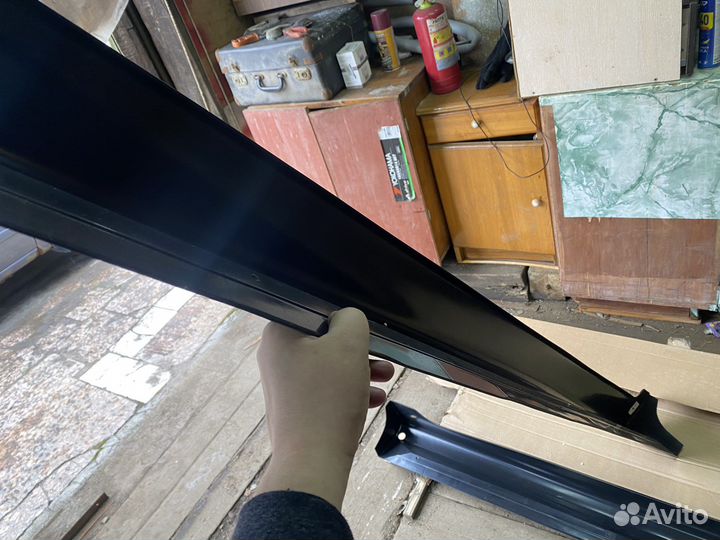 Накладки на пороги Lancer 9