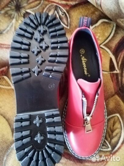 Новые ботинки 38р