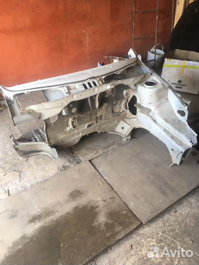 Передний левый лонжерон гранта fl