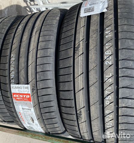 Kumho Ecsta PS71 265/65 R17 112V