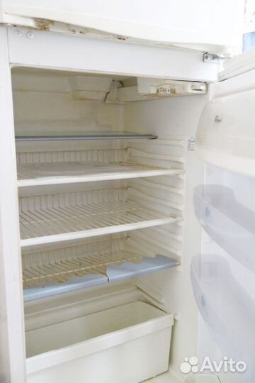 Холодильник двухкамерный Whirlpool