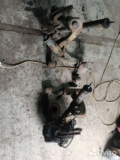 Поворотный кулак mercedes w202