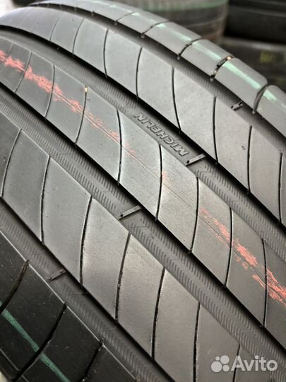 Michelin Primacy 4 215/55 R17