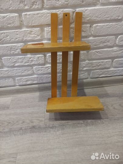 Подставка для цветов деревянная