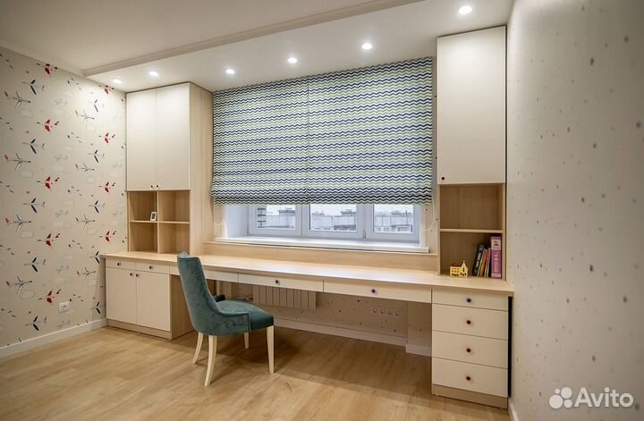 Рабочая зона у окна