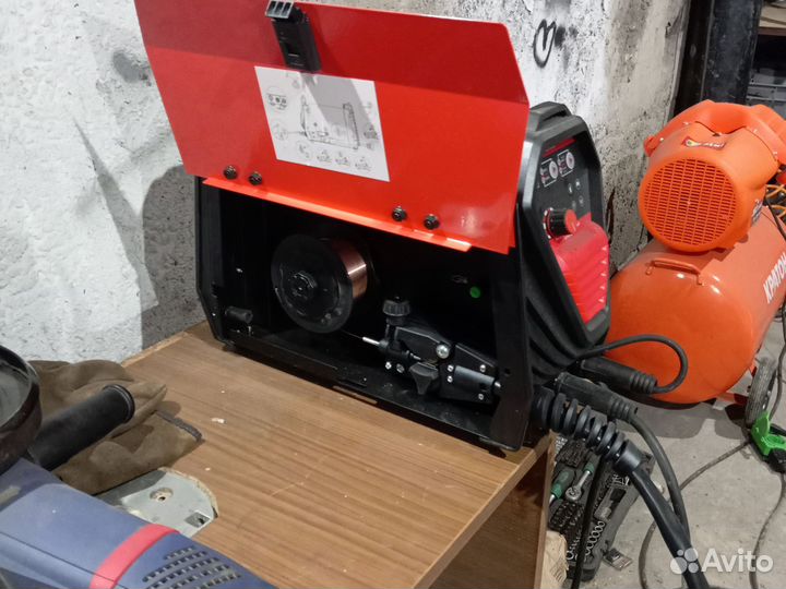 Сварочный полуавтомат