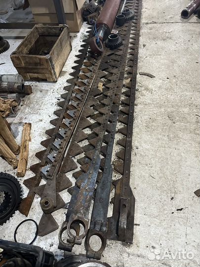 Режущий аппарат на комбайн