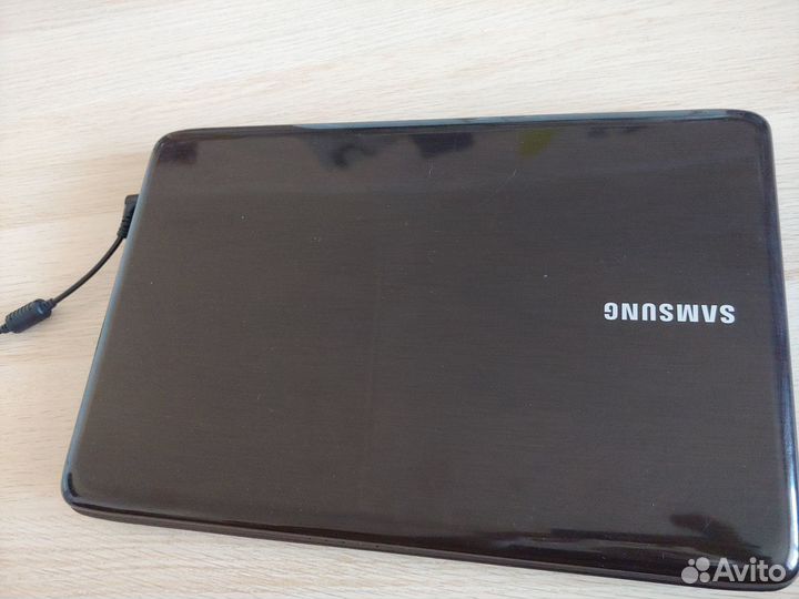 Ноутбук Samsung R540 i3 380m/ HD5470 1g/ 8gb ddr3