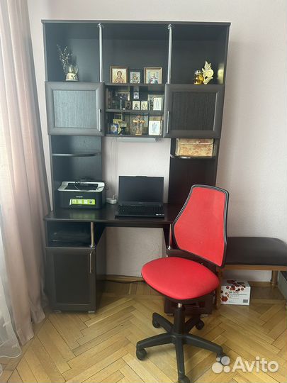 Компьютерный стол