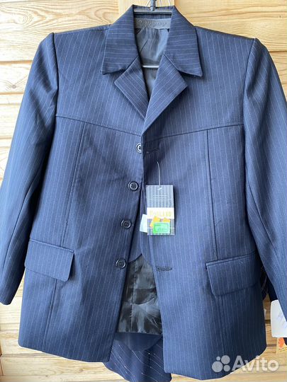 Школьный пиджак с жилеткой для мальчика