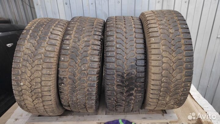 Yokohama F700Z 215/60 R16