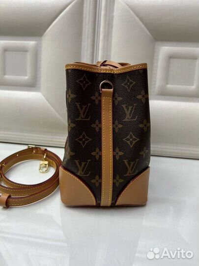 Сумка Louis Vuitton