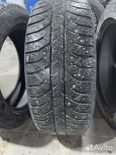 Bridgestone Ice Cruiser 7000 6.5/55 R17 98T