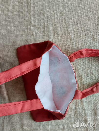 Сумочка с вышивкой