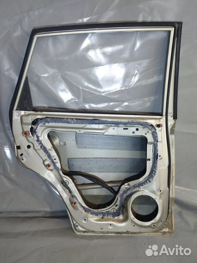 Дверь боковая задняя левая Hyundai Tucson D4EA