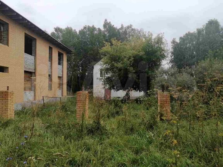 Коттедж 350 м² на участке 6 сот.