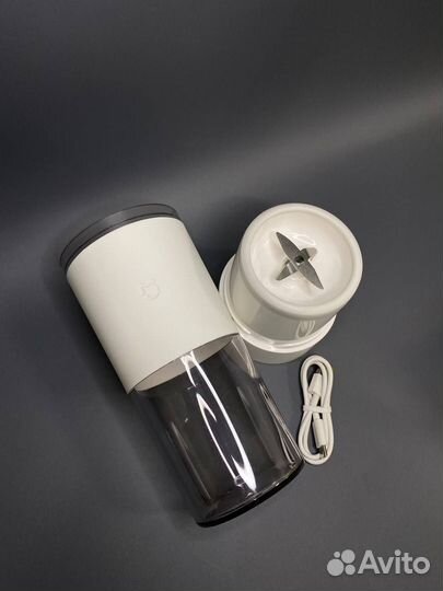 Блендер Mijia Portable Juicer Cup (mjzzb01PL)