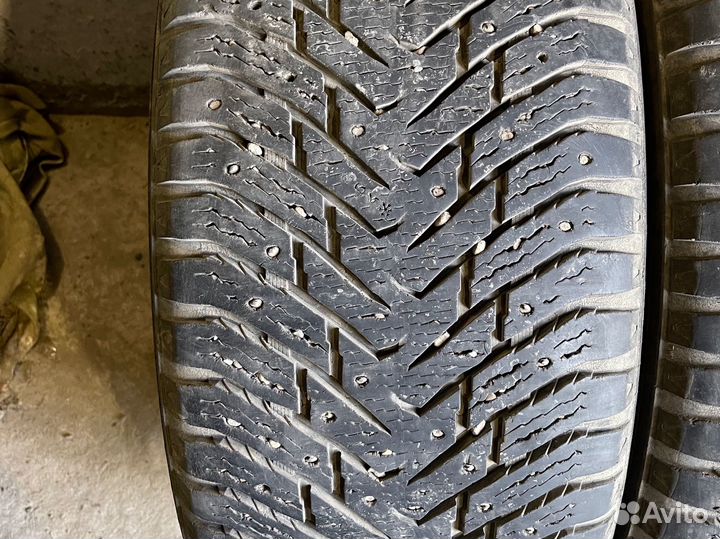 Nokian Tyres Hakkapeliitta 8 SUV 265/50 R20