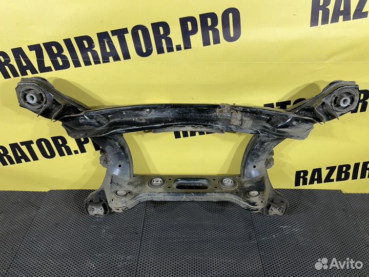 Подрамник задний