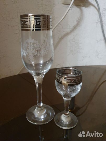 Фужеры и бокалы