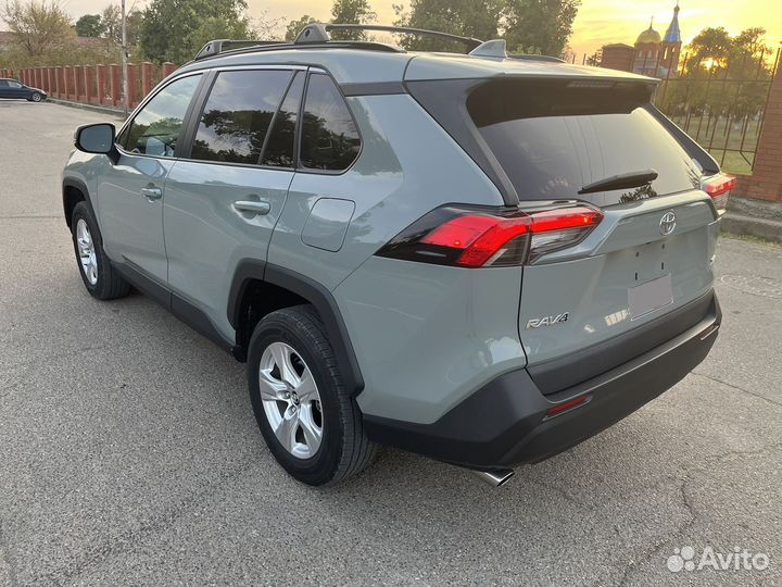 Toyota RAV4 2.5 AT, 2020, 50 000 км
