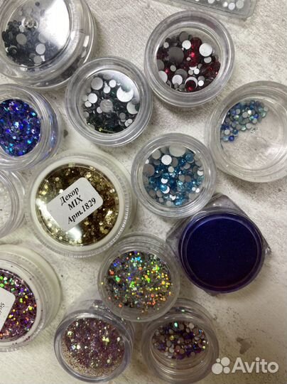 Стразы для ногтей